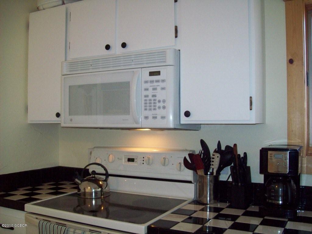 120 Norgren Road Fraser, CO 80442 - Photo 6 of 19 Kitchen