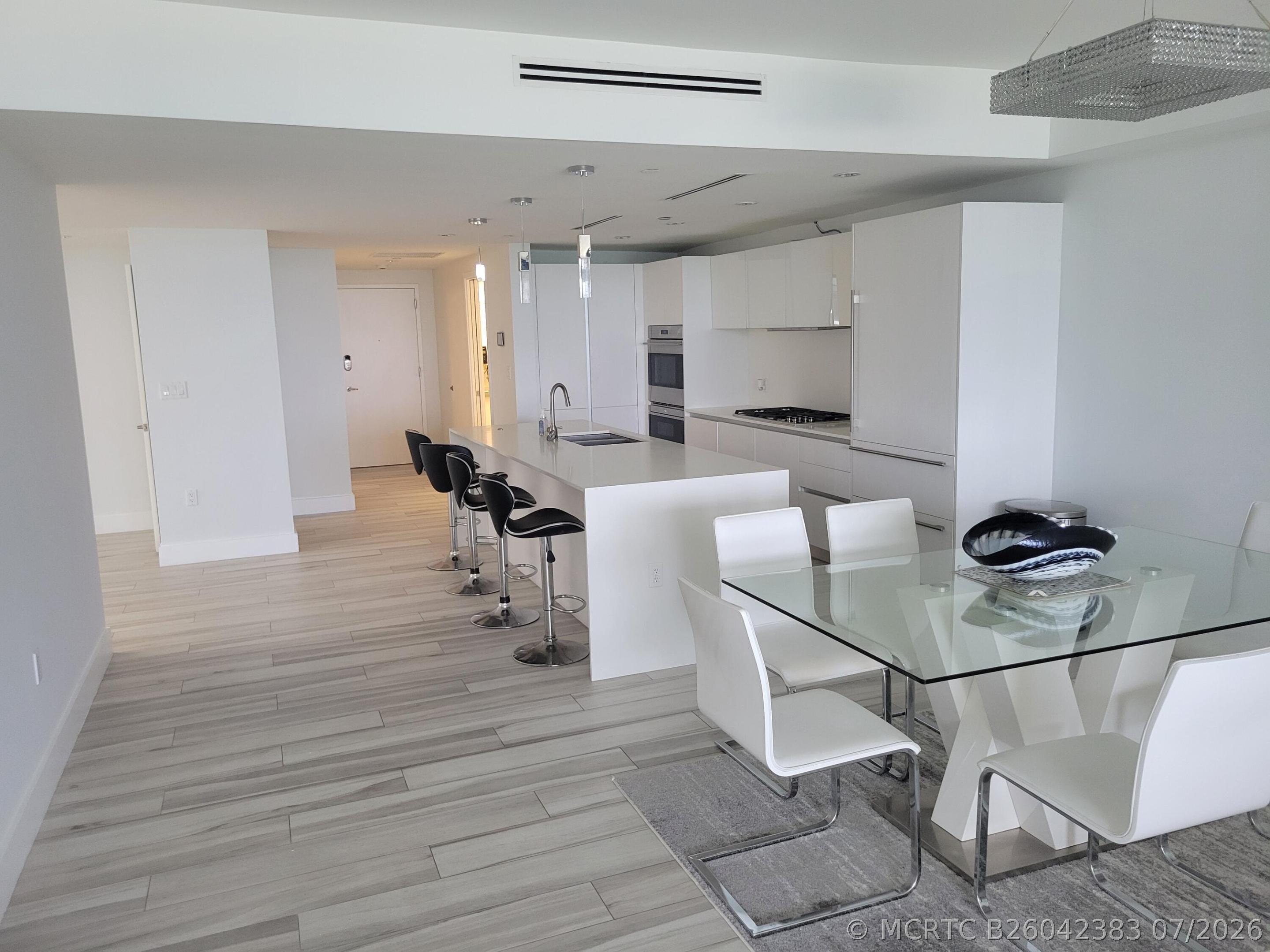 2101 South Surf Road, Unit PHE Hollywood, FL 33019 - Photo 12 of 16 93125f75-2a63-452d-add0-a8e0ddd554a8