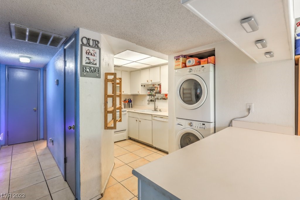 5917 Smoke Ranch Road, Unit D Las Vegas, NV 89108 - Photo 15 of 26