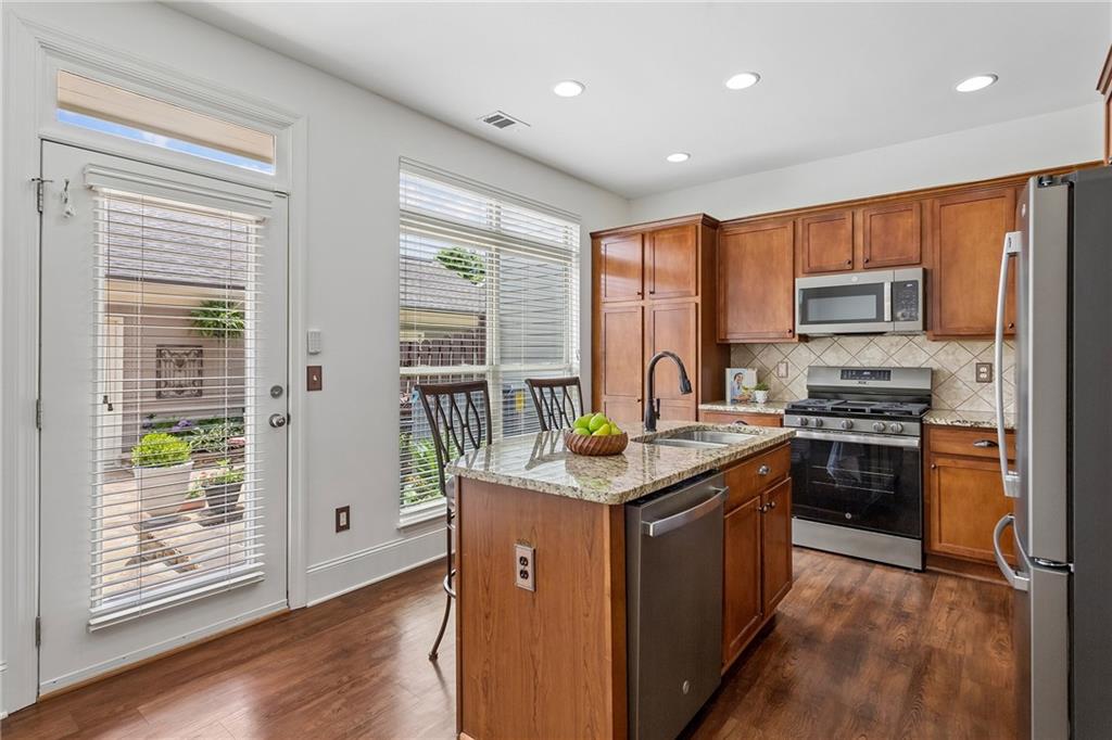 243 South Village Square Canton, GA 30115 - Photo 7 of 35