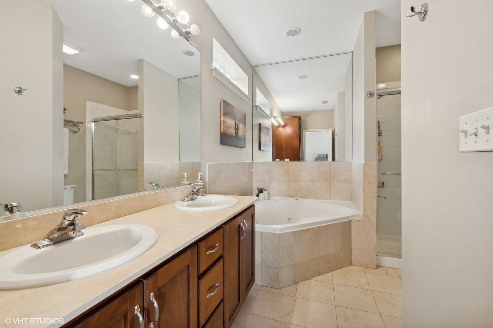 1425 West Fillmore Street, Unit 3 Chicago, IL 60607 - Photo 15 of 28 Gallery Image 15