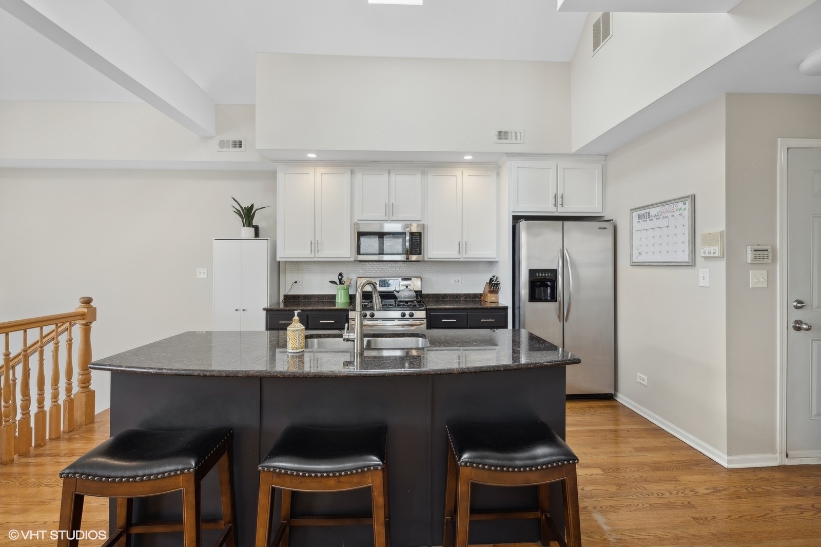1425 West Fillmore Street, Unit 3 Chicago, IL 60607 - Photo 9 of 28 Gallery Image 9