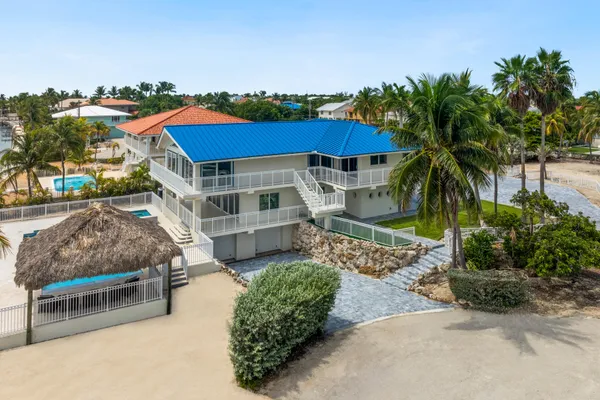 an aerial view of multiple house