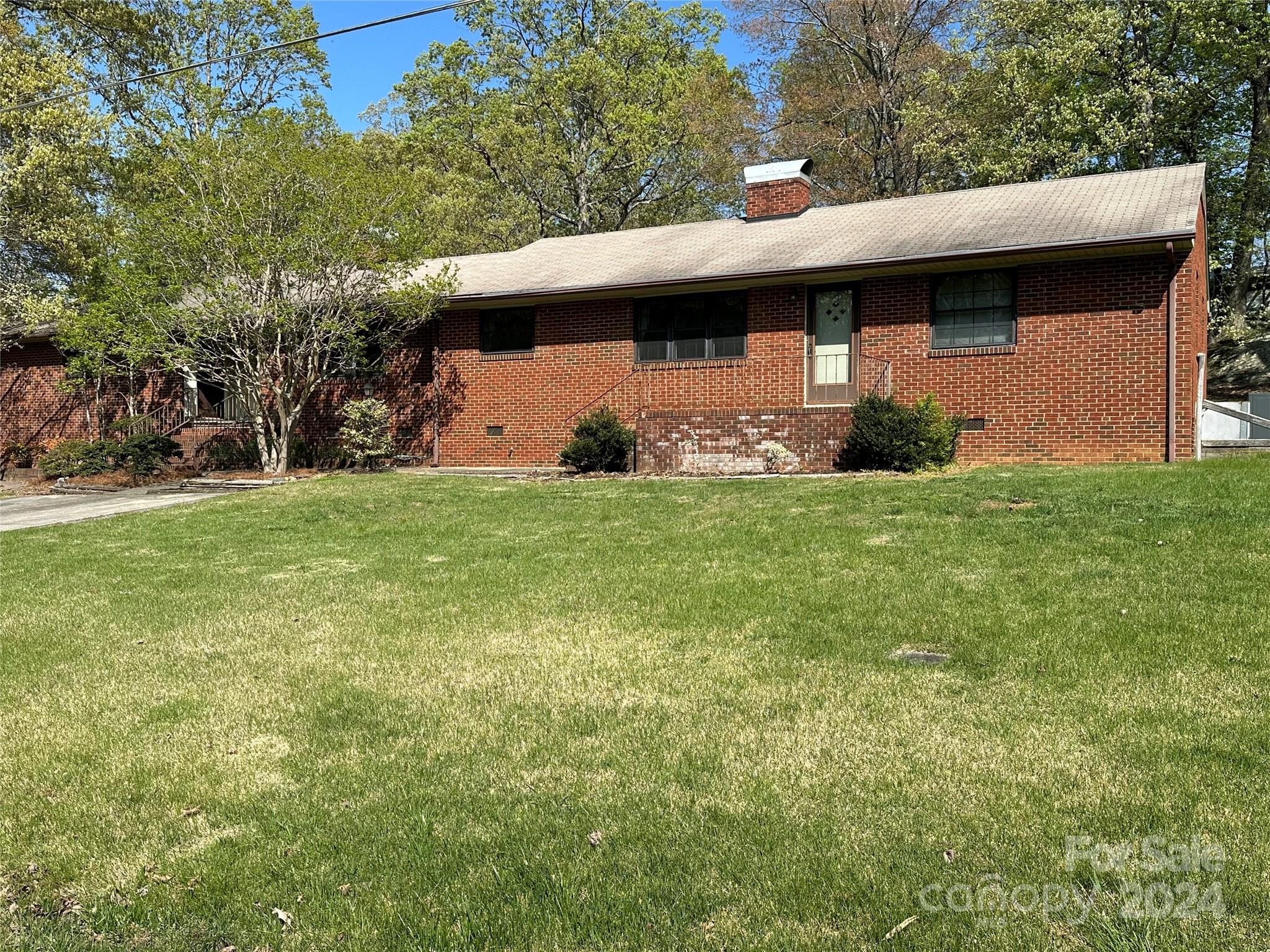 1633 Pepperidge Road Asheboro, NC 27205 - Photo 2 of 48 Gallery Image 2