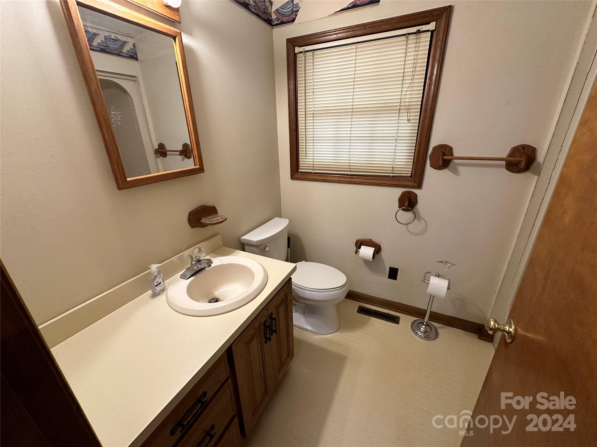 1633 Pepperidge Road Asheboro, NC 27205 - Photo 28 of 48 Gallery Image 28