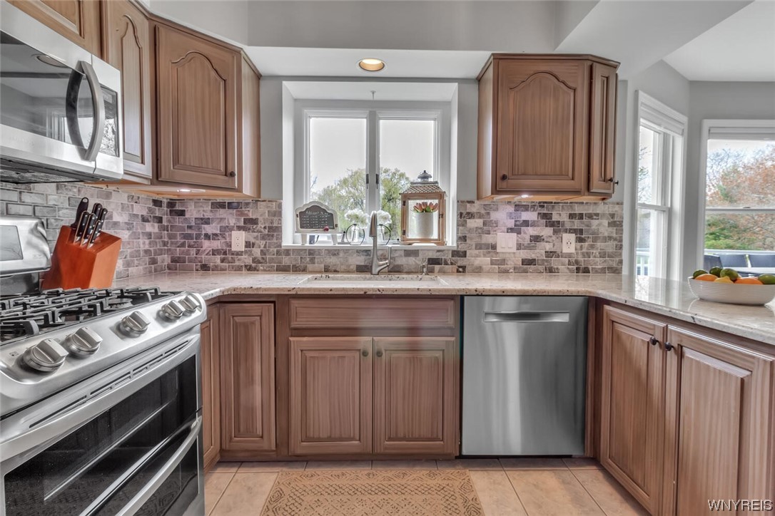 6576 Sheetram Road Pendleton, NY 14094 - Photo 13 of 48