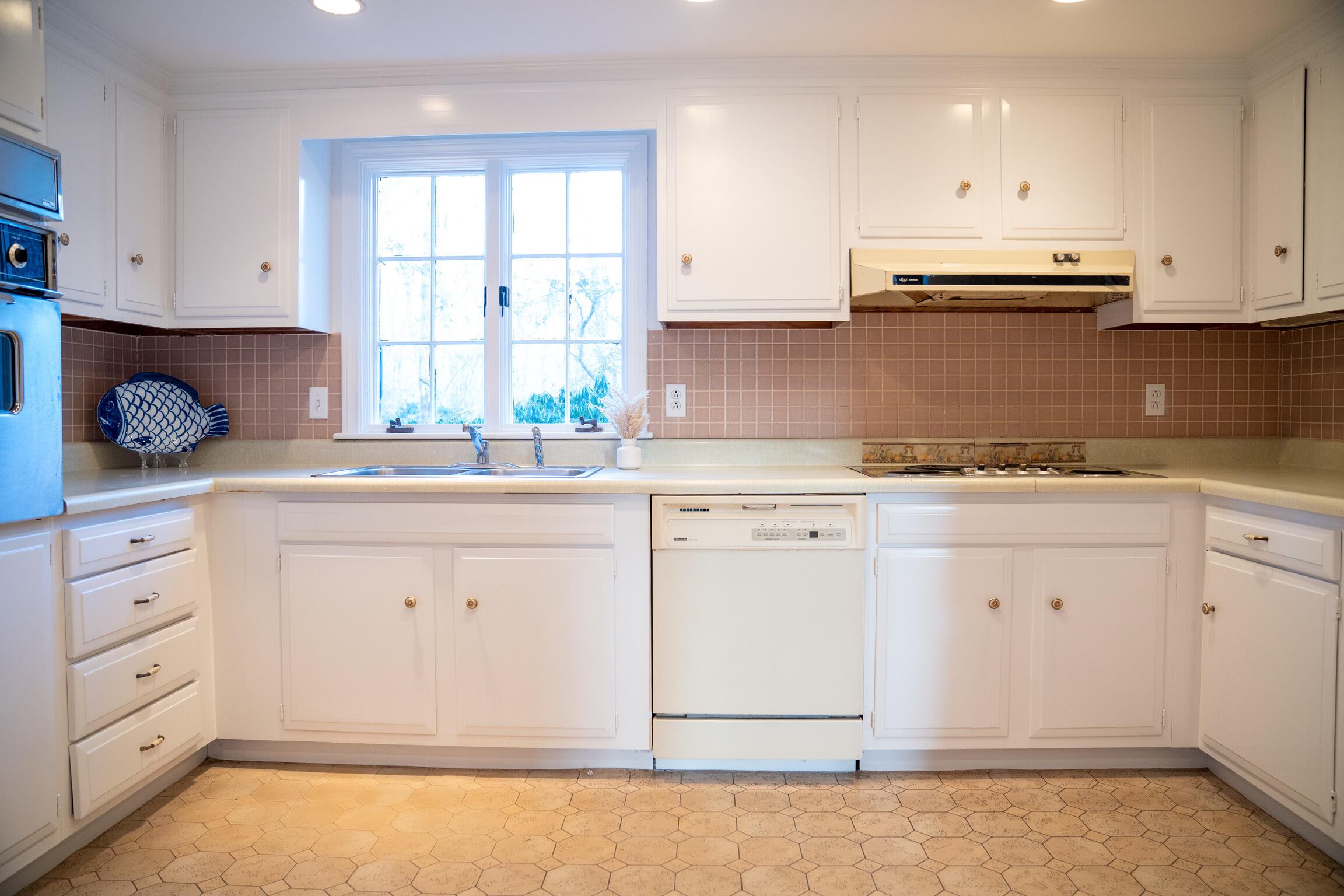 385 Red Top Road Brewster, MA 02631 - Photo 8 of 40 F9BD8730-2E14-4A5F-8AC9-7DF9AACE507C