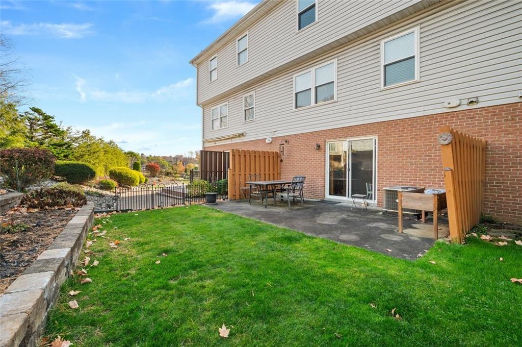 86 Springmeadow Court Whitehall, PA 15236 - Photo 22 of 23