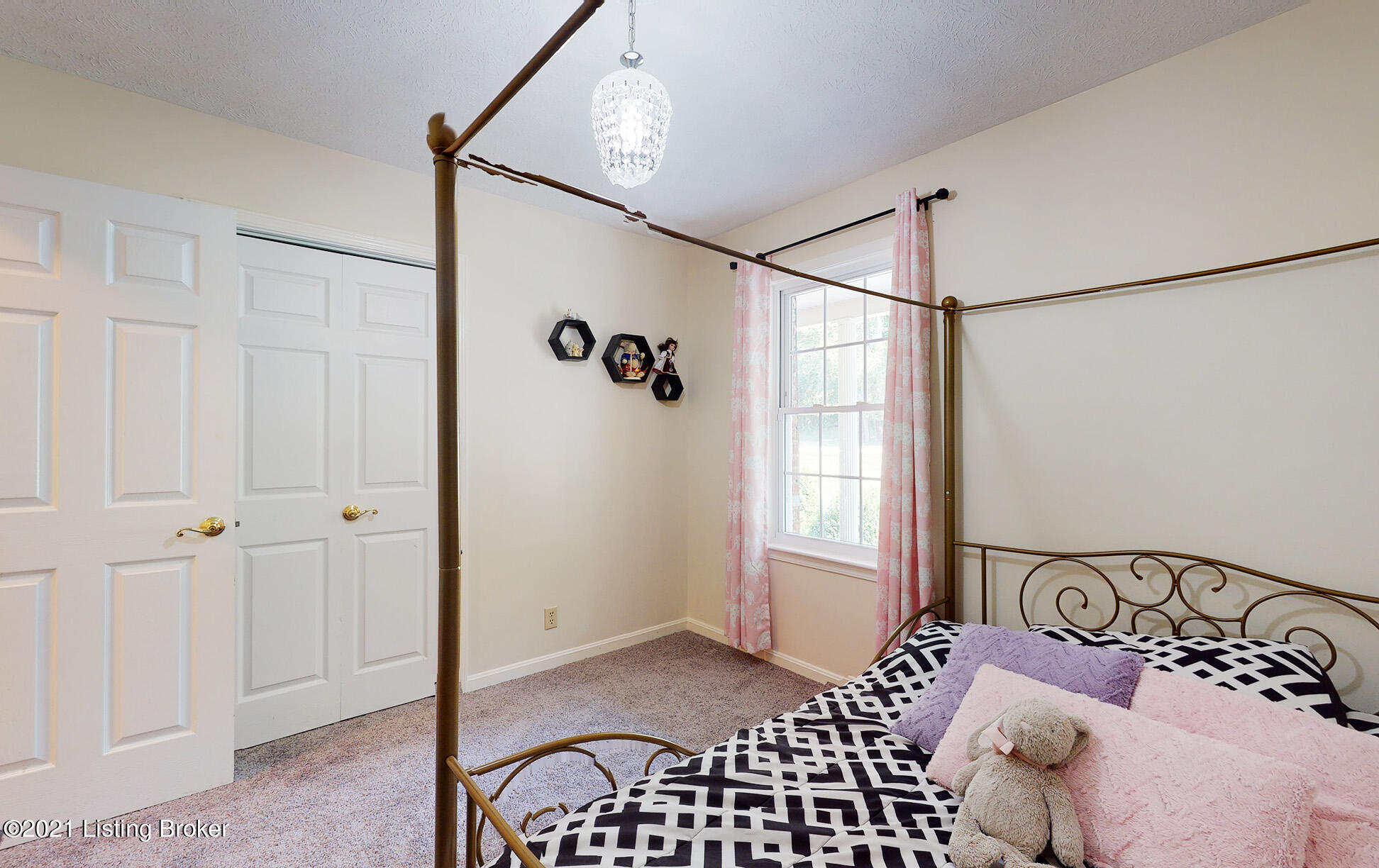 13201 Creekview Road Prospect, KY 40059 - Photo 20 of 61 13201-Creekview-Rd-20211004_020