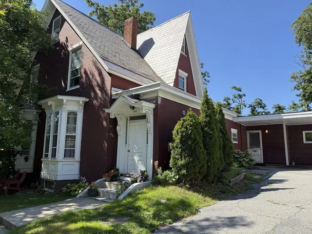 $895,000 | 194 Maple Street, Burlington, VT 05401