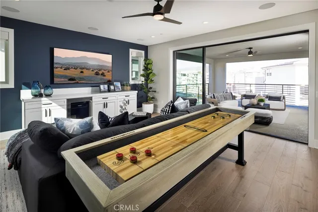 $3,199,000 | 145 Apron, Irvine, CA 92618