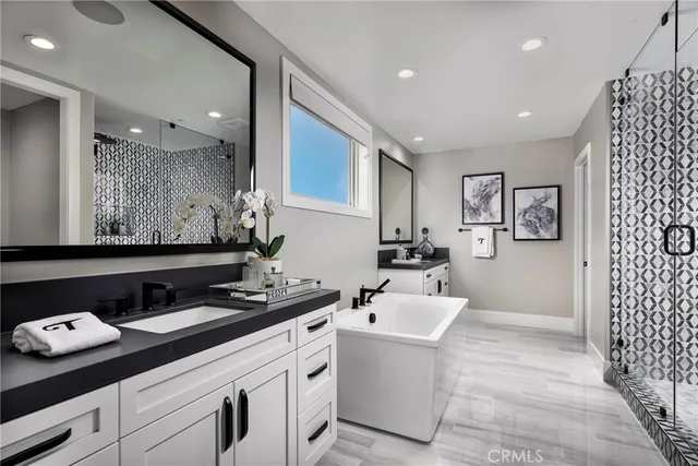 $3,199,000 | 145 Apron, Irvine, CA 92618