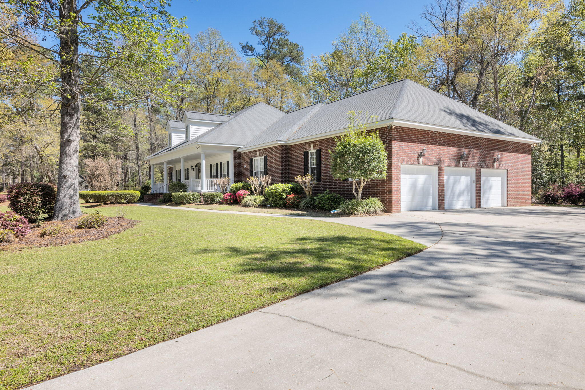 301 County Rd S-18-458 Summerville, SC 29485 - Photo 15 of 56 301 Woodland Dr