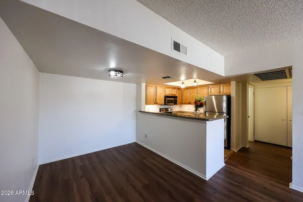 $229,900 | 5757 West Eugie Avenue, Unit 2113, Glendale, AZ 85304
