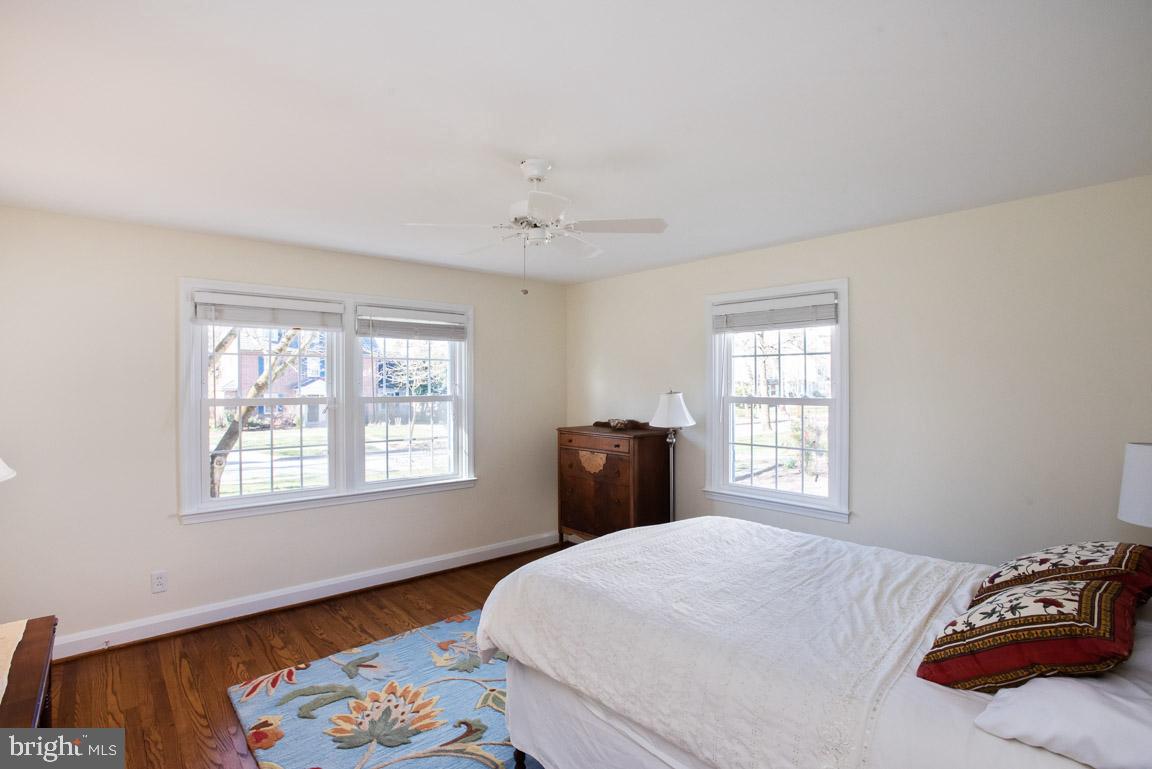 304 Cedarcroft Road Baltimore, MD 21212 - Photo 28 of 39 a bedroom with a bed and a window