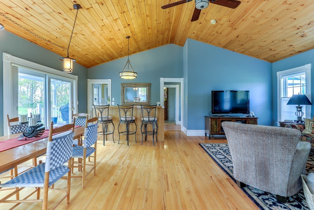 1347 Tinkham Road Wilbraham, MA 01095 - Photo 12 of 30