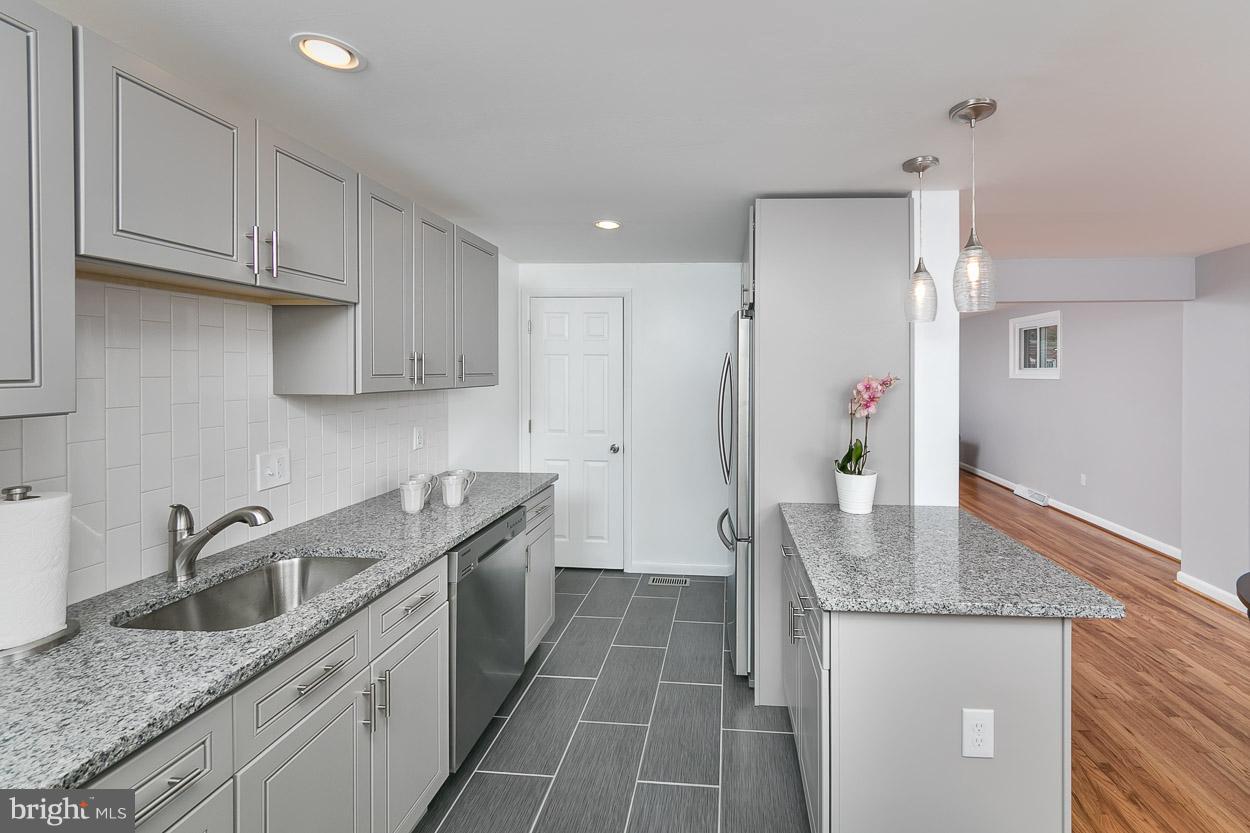 5515 Whitwood Road Baltimore, MD 21206 - Photo 12 of 30 Kitchen