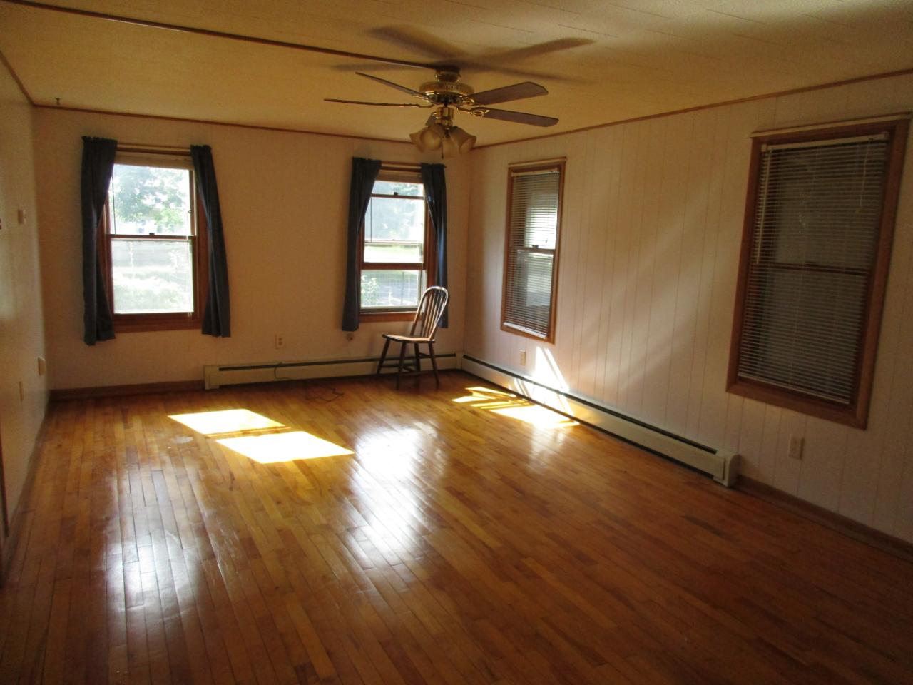 537 Wisconsin Street Eagle River, WI 54521 - Photo 4 of 25 Gallery Image 4