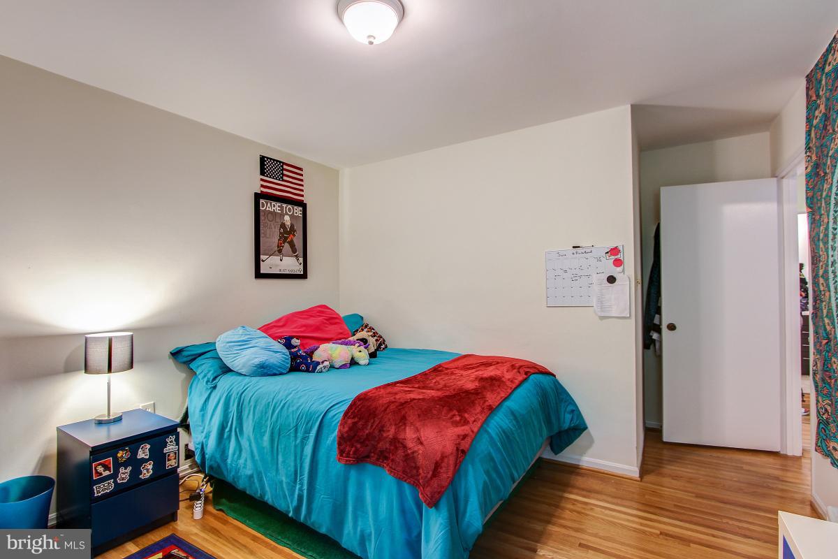 10827 Deborah Drive Potomac, MD 20854 - Photo 24 of 30 Bedroom