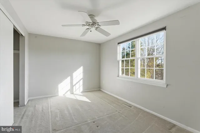 $425,000 | 9 Alden Court, Sterling, VA 20165