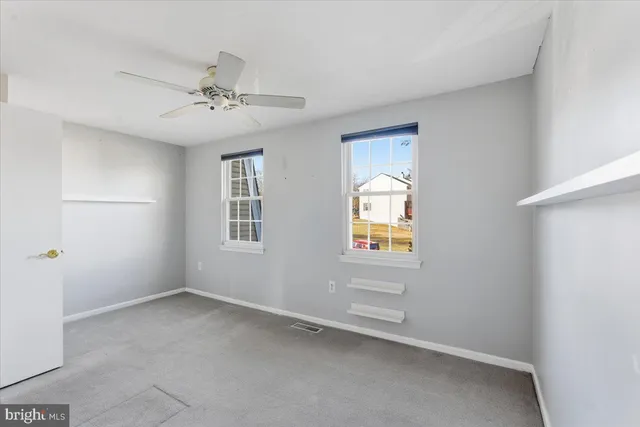 $425,000 | 9 Alden Court, Sterling, VA 20165