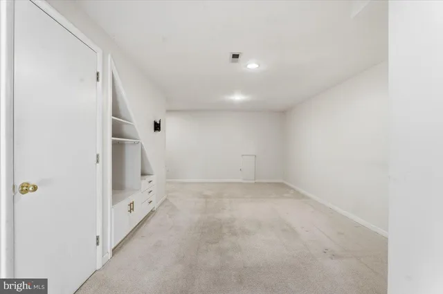 $425,000 | 9 Alden Court, Sterling, VA 20165