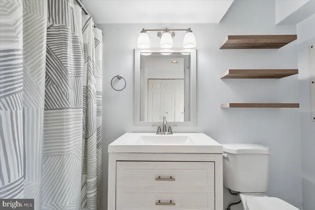 $425,000 | 9 Alden Court, Sterling, VA 20165