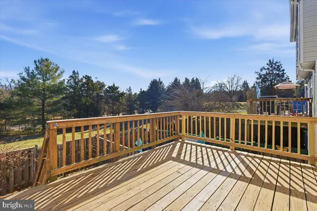 $425,000 | 9 Alden Court, Sterling, VA 20165