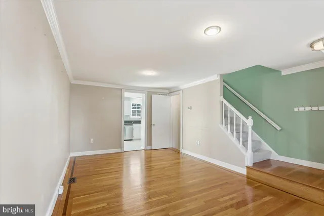 $425,000 | 9 Alden Court, Sterling, VA 20165