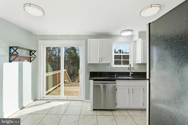 $425,000 | 9 Alden Court, Sterling, VA 20165