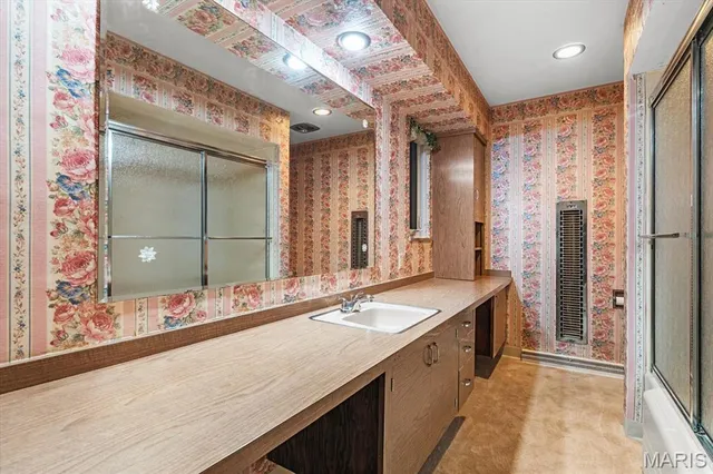 $175,000 | 14 Carnation Drive, Belleville, IL 62221