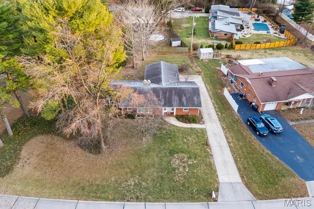 $175,000 | 14 Carnation Drive, Belleville, IL 62221