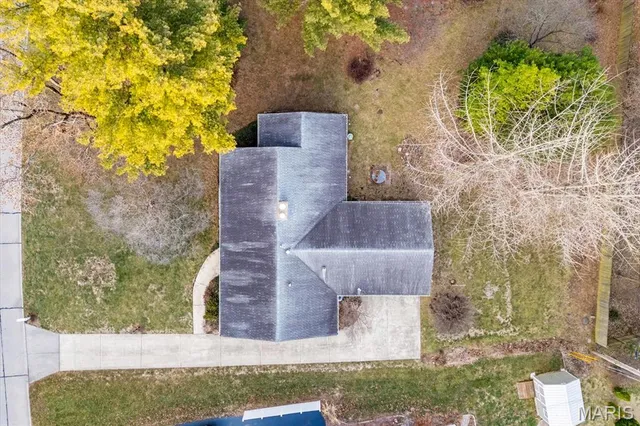 $175,000 | 14 Carnation Drive, Belleville, IL 62221