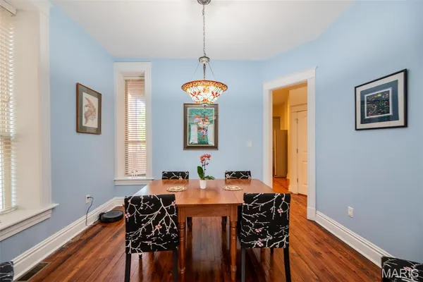 $345,000 | 3130 Nebraska Avenue, St. Louis, MO 63118