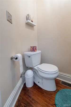 $345,000 | 3130 Nebraska Avenue, St. Louis, MO 63118