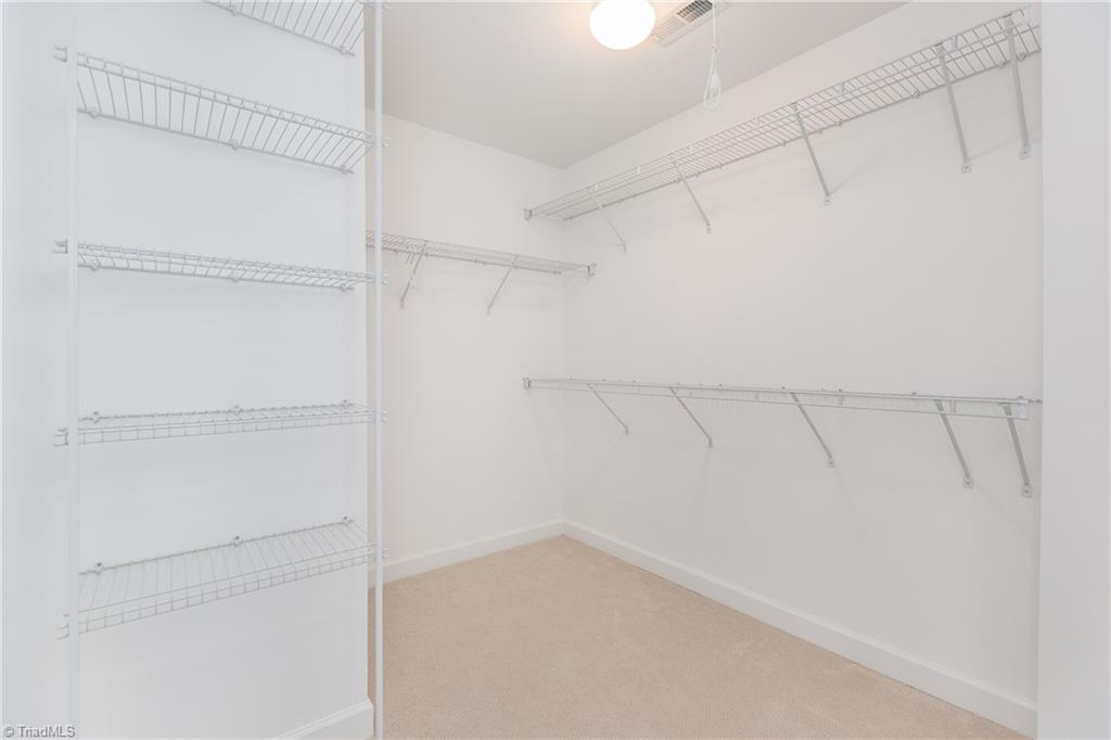 532 Barnsdale Ridge Road Kernersville, NC 27284 - Photo 42 of 48 Primary Walk-in Closet