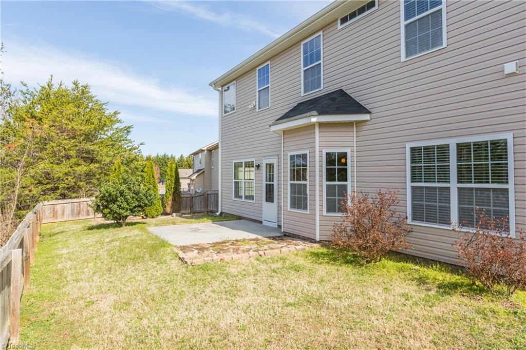 532 Barnsdale Ridge Road Kernersville, NC 27284 - Photo 8 of 48 Gallery Image 8