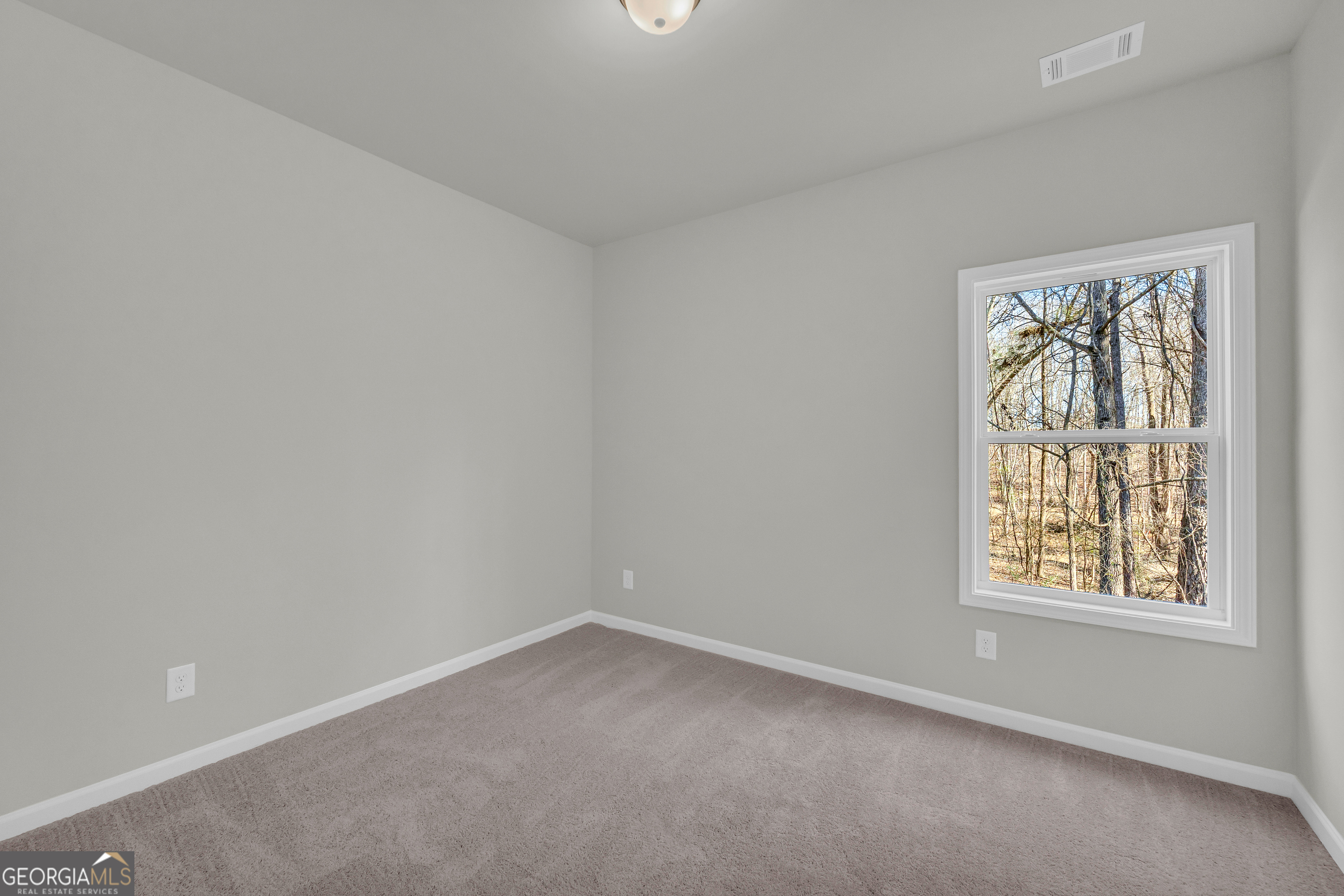 174 Old Milltown Road Hartwell, GA 30643 - Photo 42 of 53 an empty room with windows