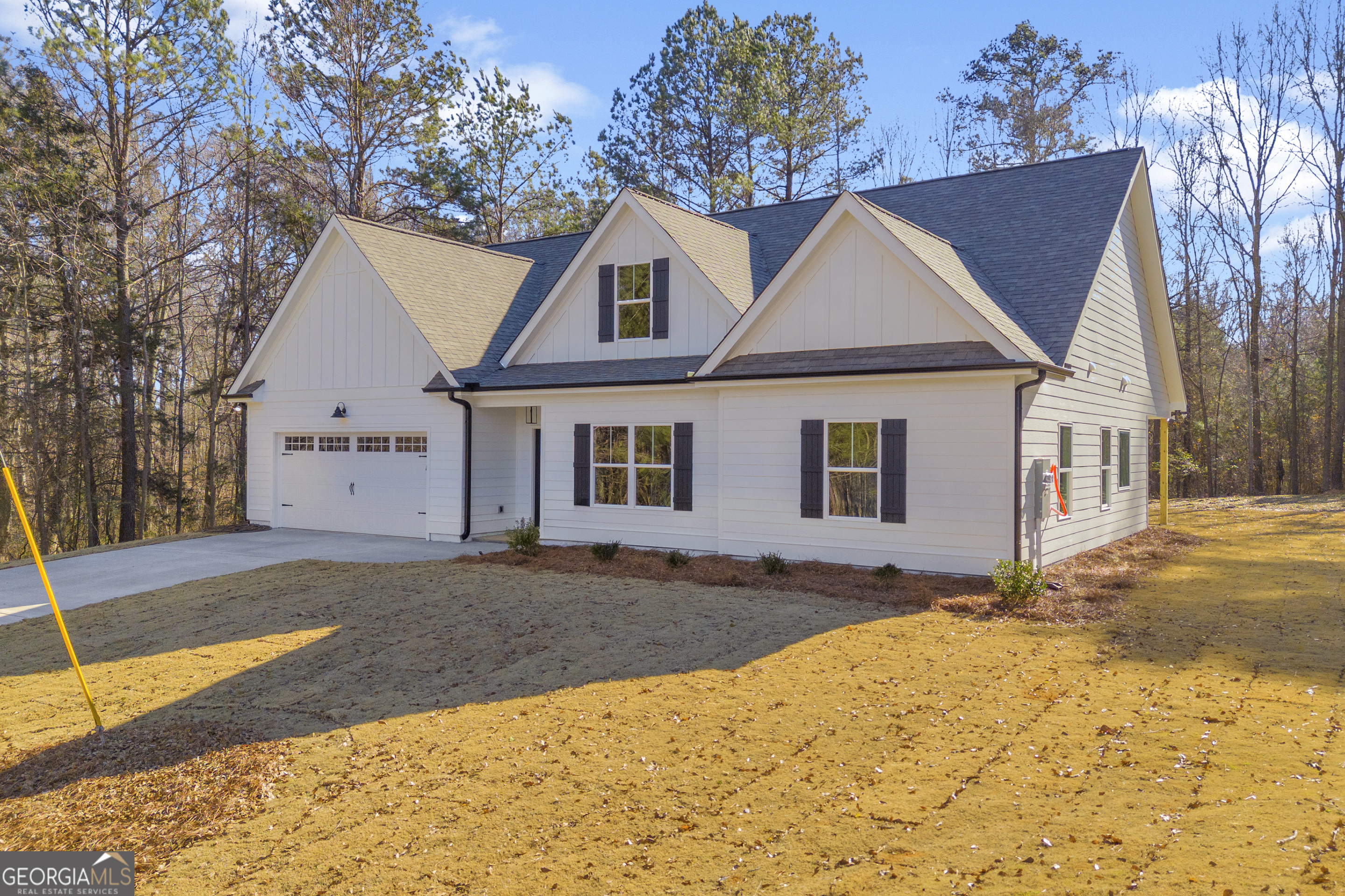 174 Old Milltown Road Hartwell, GA 30643 - Photo 5 of 53 a view of a house with a yard