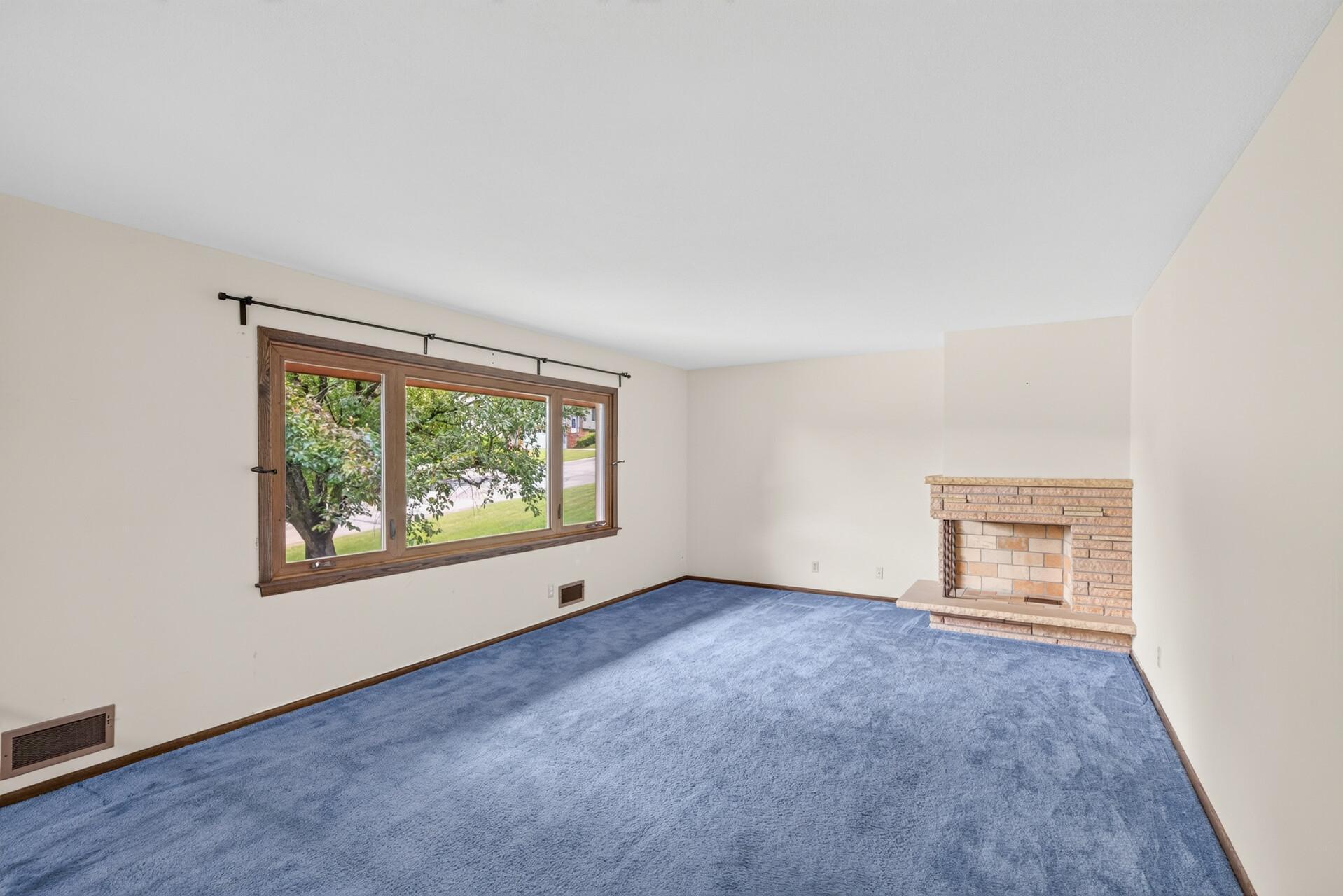 10647 Utica Road South Bloomington, MN 55437 - Photo 6 of 31