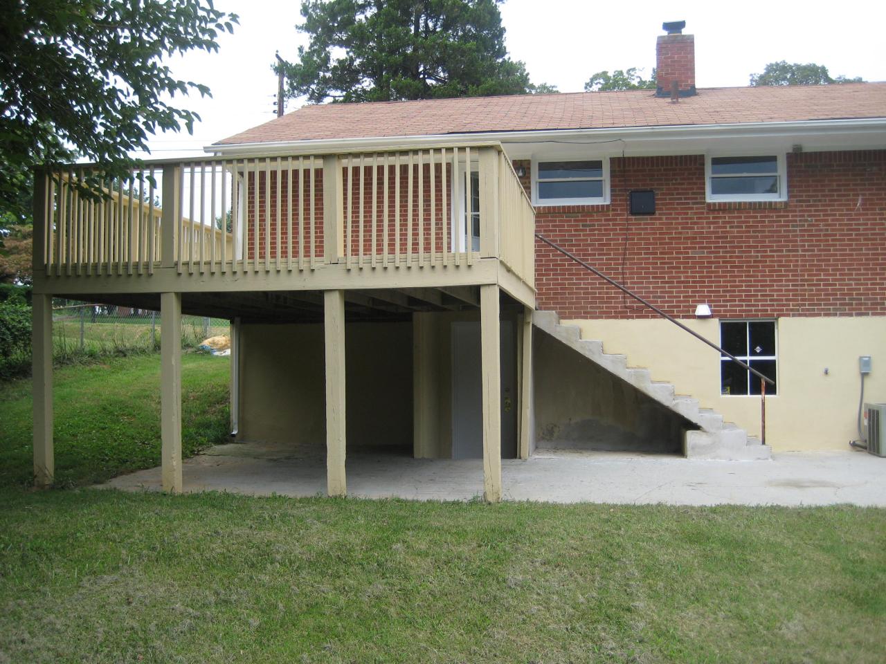 3034 Cove Road Roanoke, VA 24017 - Photo 3 of 11 Rear View