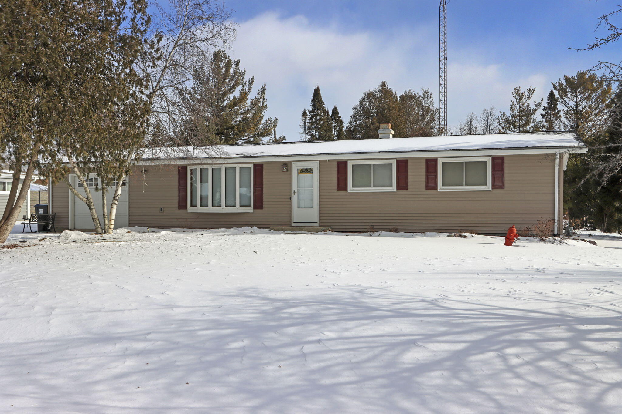 1-web-or-mls-1305 93rd Ave, Kenosha, WI