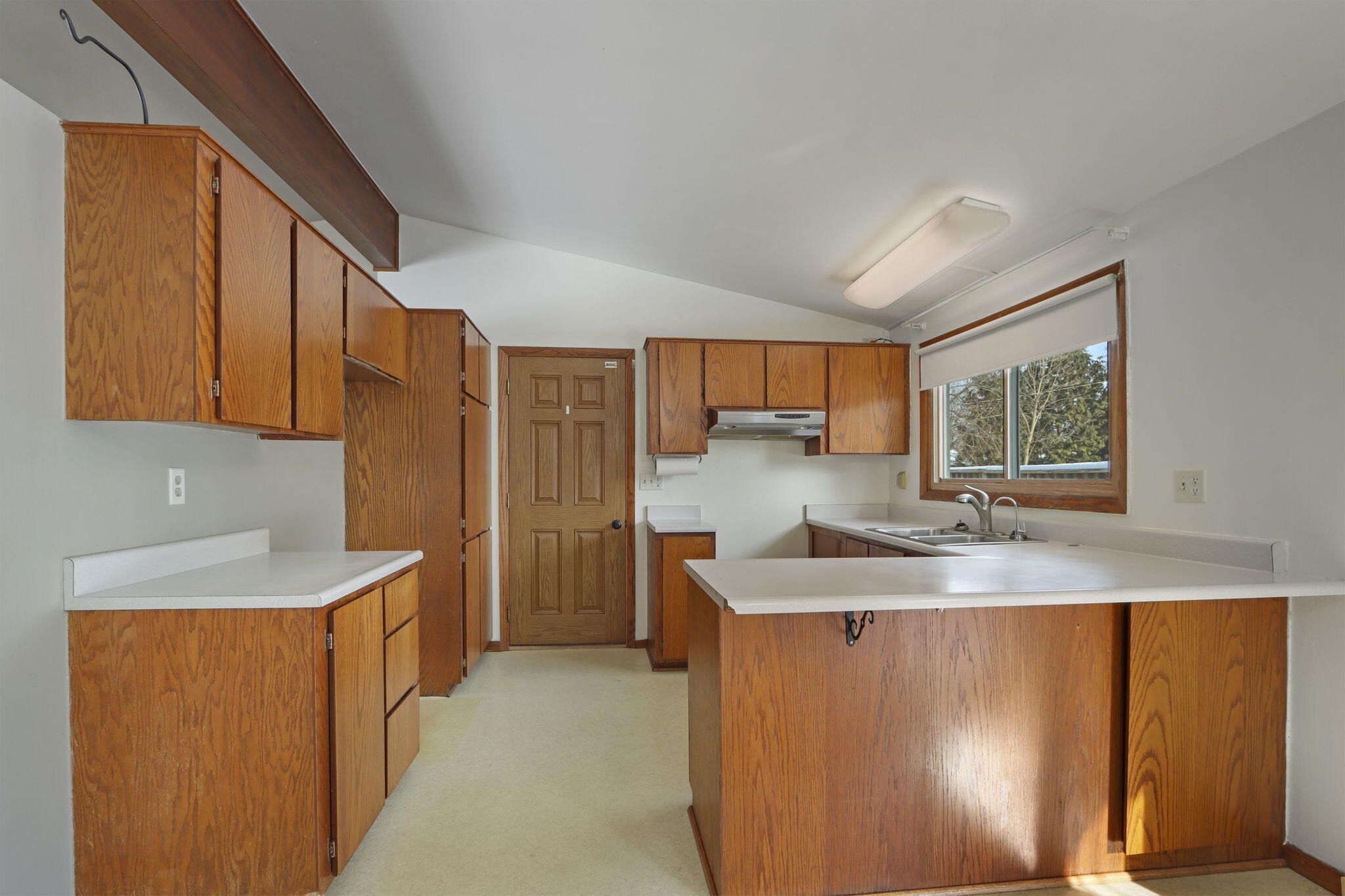 1305 93rd Avenue Somers, WI 53144 - Photo 9 of 32 9-web-or-mls-1305 93rd Ave, Kenosha, WI