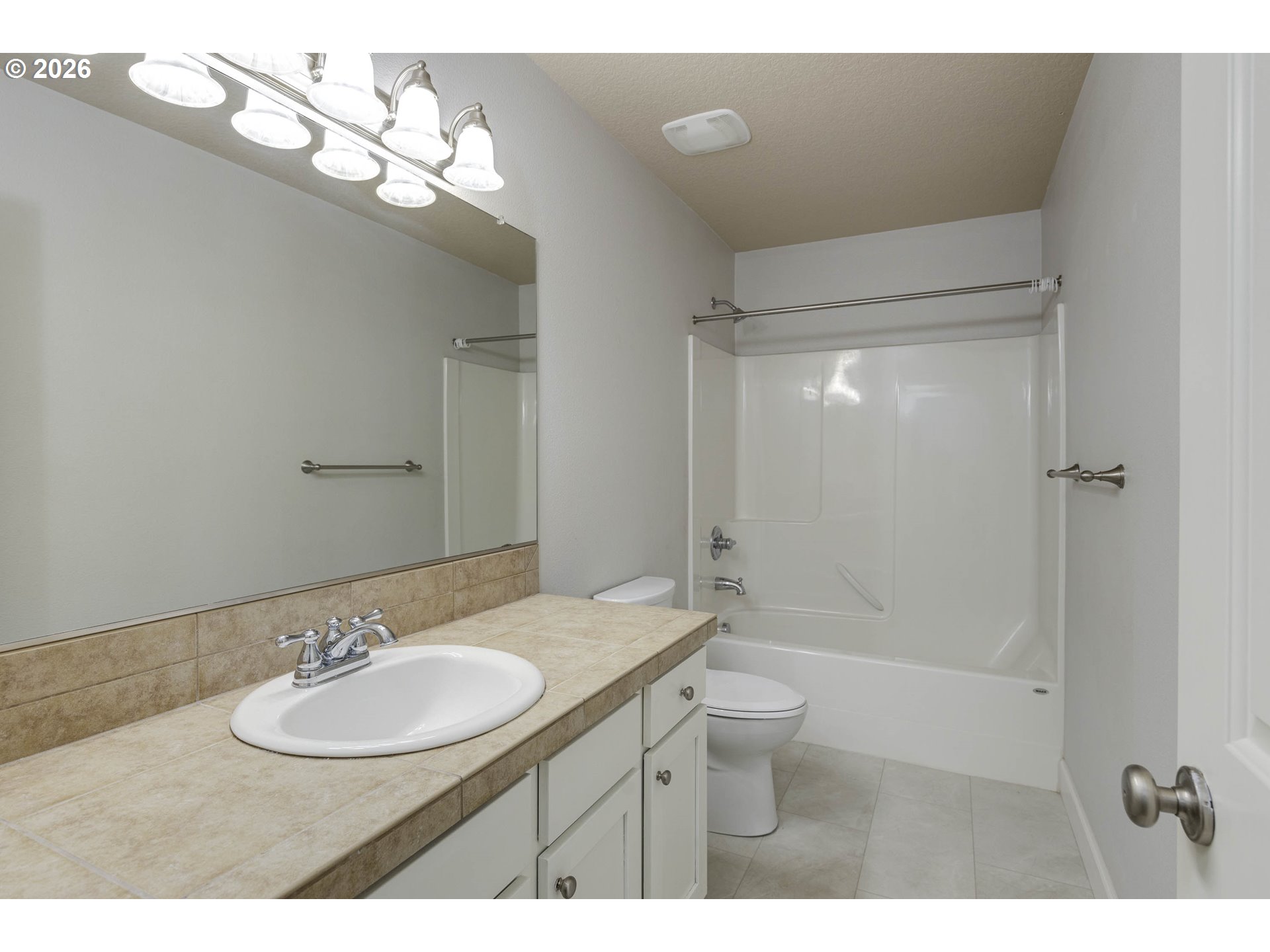 5627 Southwest 186th Place Beaverton, OR 97078 - Photo 20 of 31