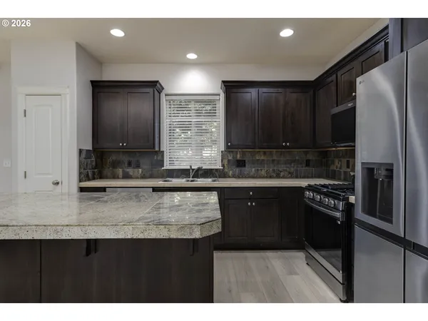 $529,000 | 5627 Southwest 186th Place, Beaverton, OR 97078