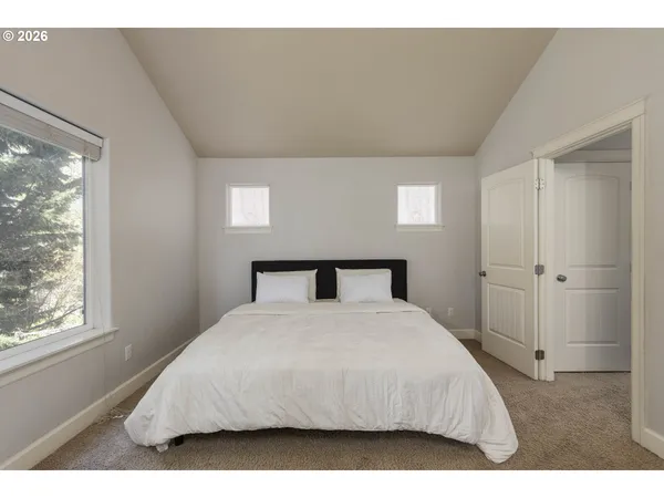 $529,000 | 5627 Southwest 186th Place, Beaverton, OR 97078
