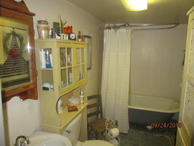 2864 Ernest Hawkins Road Santa Fe, TN 38482 - Photo 11 of 20 Bath