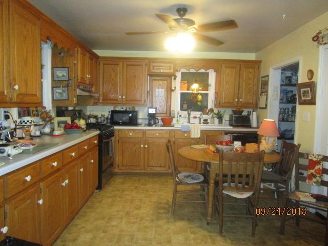 2864 Ernest Hawkins Road Santa Fe, TN 38482 - Photo 7 of 20 Kitchen