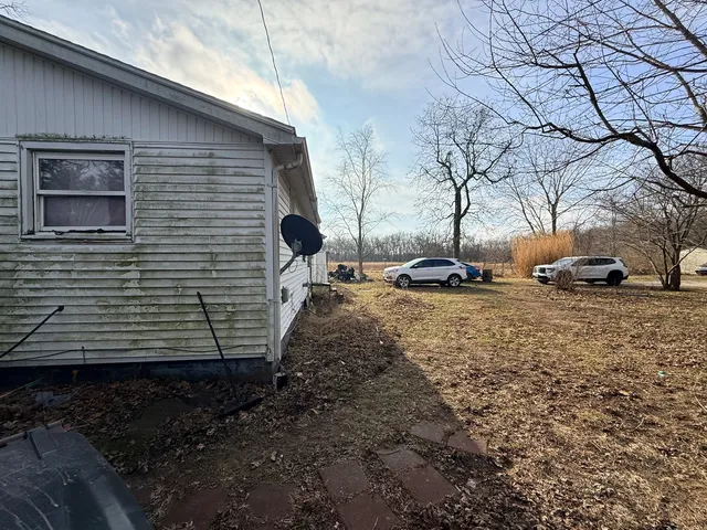 $35,000 | 6939 Highway 108, Carlinville, IL 62626