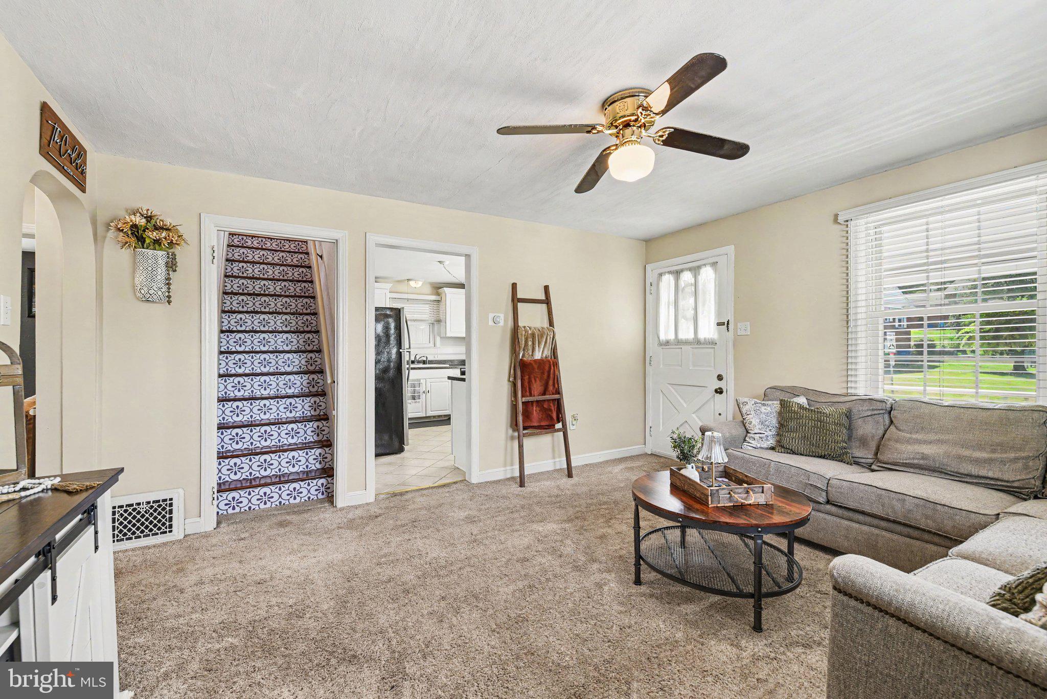 603 Rathton Road York, PA 17403 - Photo 6 of 30 Charming living space with cozy vibes.